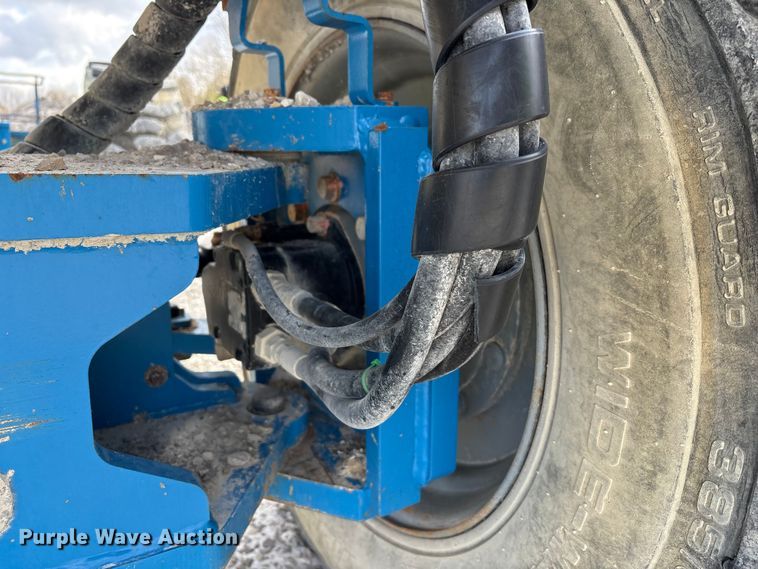 image for item FK1274 2007 Genie S-80 boom lift