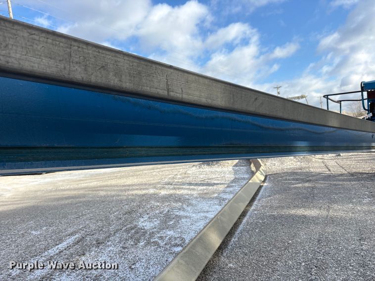 image for item FK1274 2007 Genie S-80 boom lift