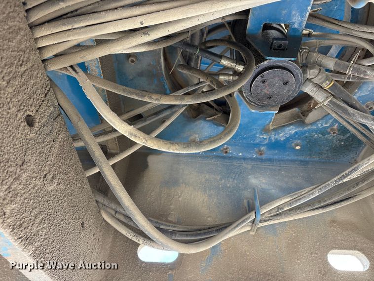 image for item FK1274 2007 Genie S-80 boom lift