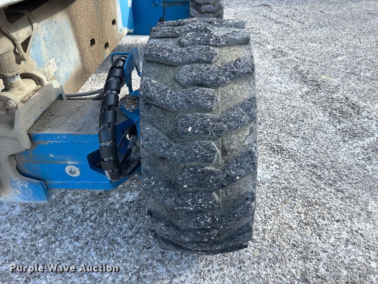 image for item FK1274 2007 Genie S-80 boom lift