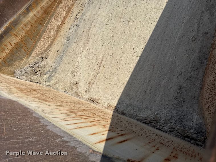 image for item FK1275 2015 Hitachi EH1100-5 haul truck