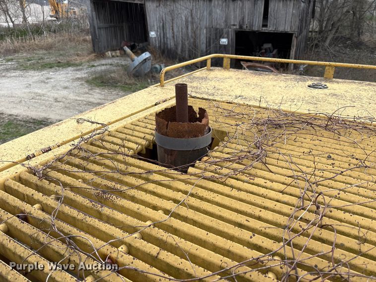 image for item FK1276 1994 Caterpillar 988F wheel loader