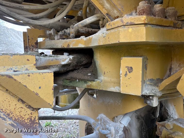 image for item FK1276 1994 Caterpillar 988F wheel loader