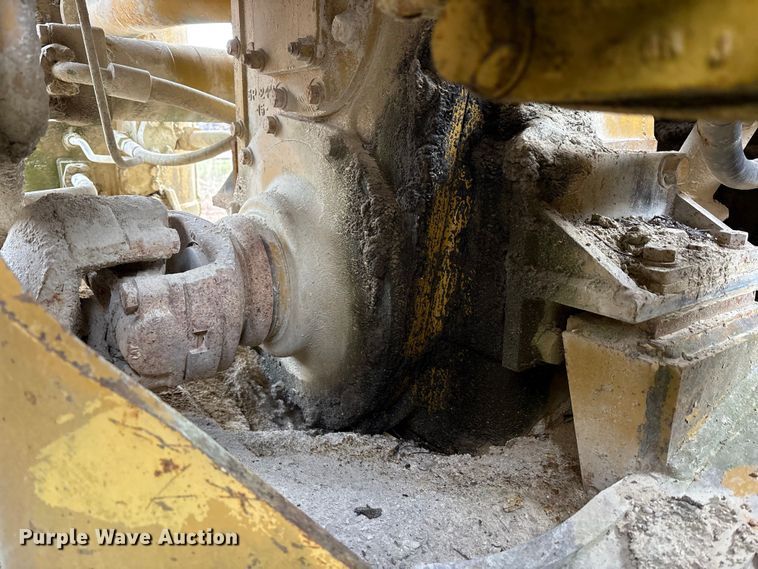 image for item FK1276 1994 Caterpillar 988F wheel loader