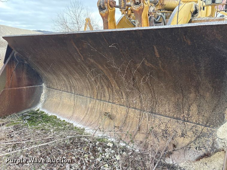 image for item FK1276 1994 Caterpillar 988F wheel loader