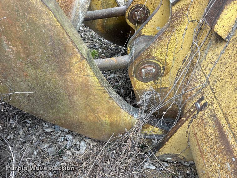 image for item FK1276 1994 Caterpillar 988F wheel loader