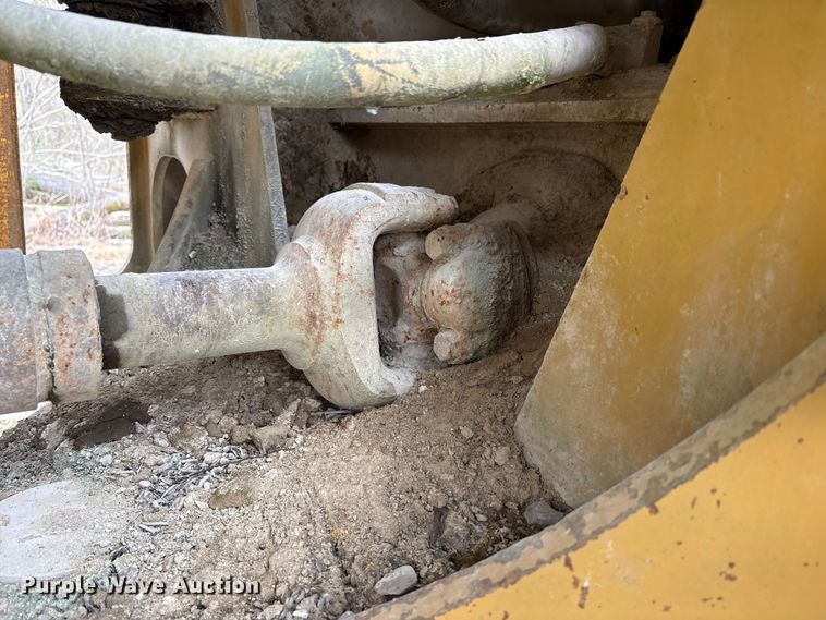 image for item FK1276 1994 Caterpillar 988F wheel loader