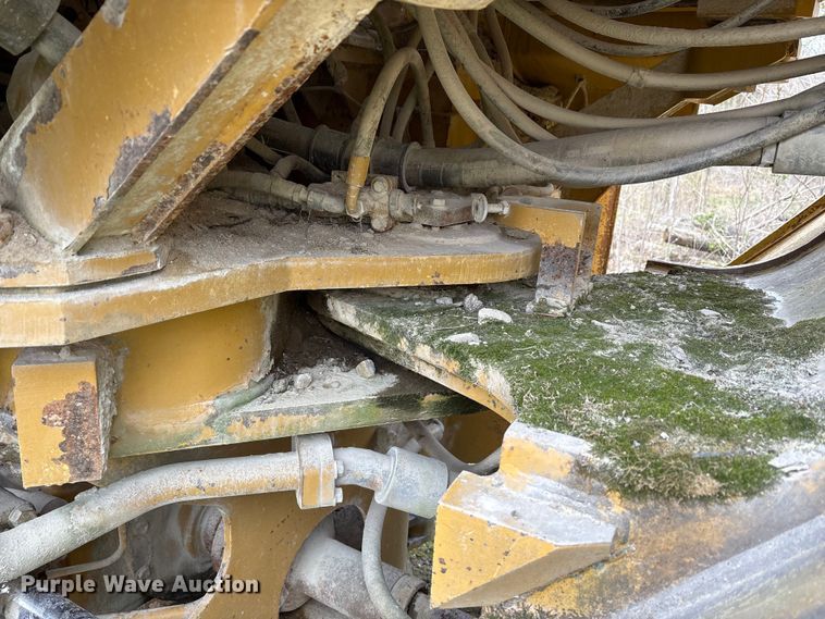 image for item FK1276 1994 Caterpillar 988F wheel loader