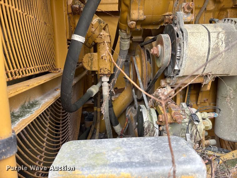 image for item FK1276 1994 Caterpillar 988F wheel loader