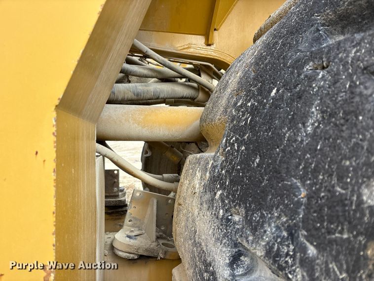 image for item FK1280 1999 Caterpillar 990 wheel loader