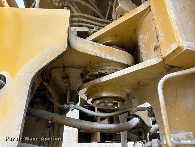 image for item FK1280 1999 Caterpillar 990 wheel loader