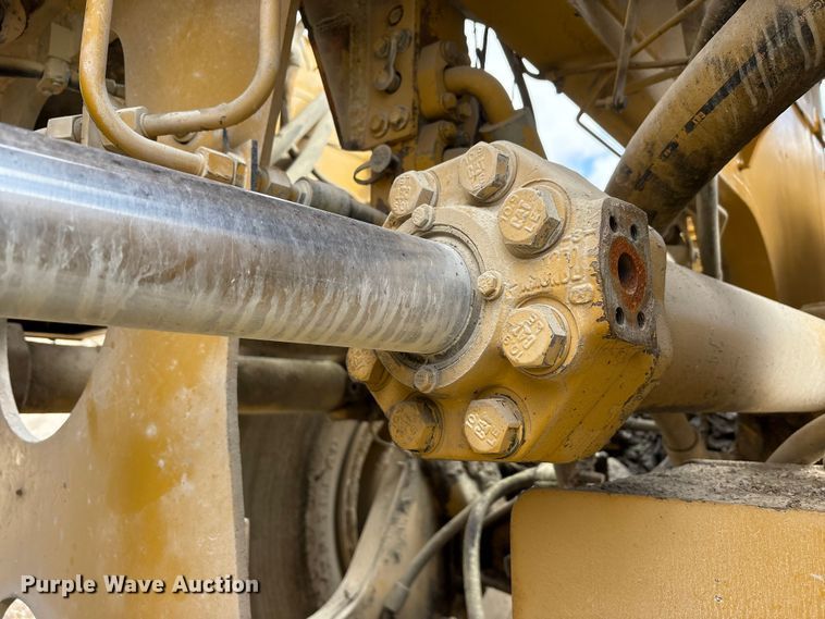 image for item FK1280 1999 Caterpillar 990 wheel loader