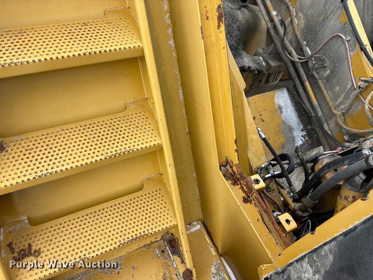 image for item FK1280 1999 Caterpillar 990 wheel loader