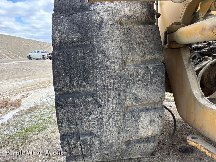 image for item FK1280 1999 Caterpillar 990 wheel loader