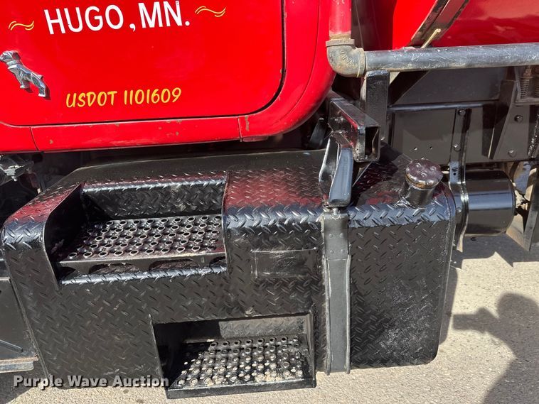 image for item FK1682 1977 Mack RD685S water truck