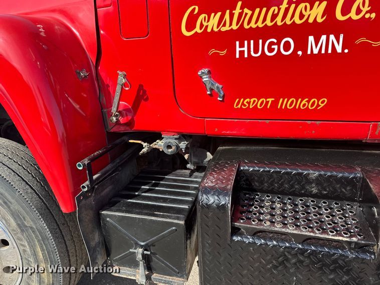 image for item FK1682 1977 Mack RD685S water truck