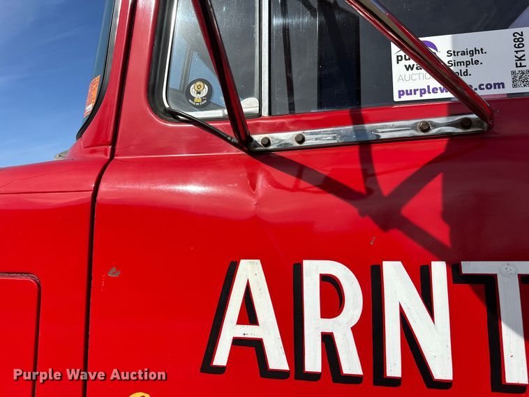 image for item FK1682 1977 Mack RD685S water truck