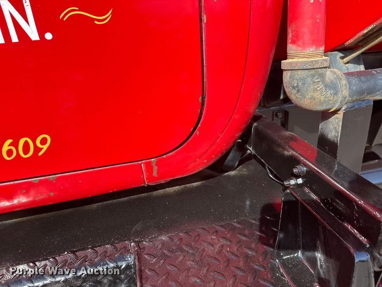 image for item FK1682 1977 Mack RD685S water truck