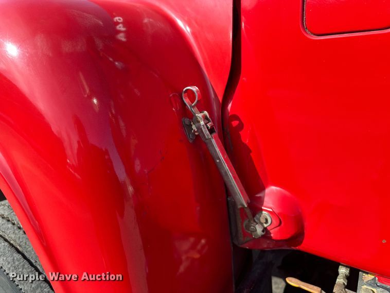 image for item FK1682 1977 Mack RD685S water truck