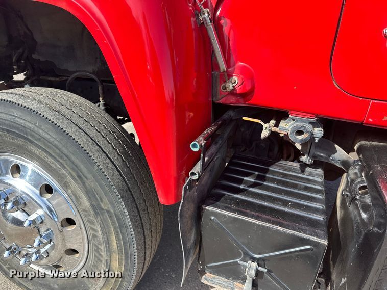 image for item FK1682 1977 Mack RD685S water truck