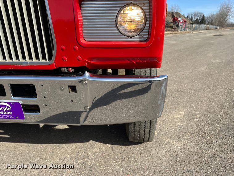 image for item FK1682 1977 Mack RD685S water truck