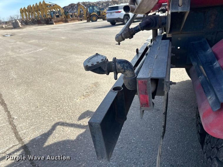 image for item FK1682 1977 Mack RD685S water truck