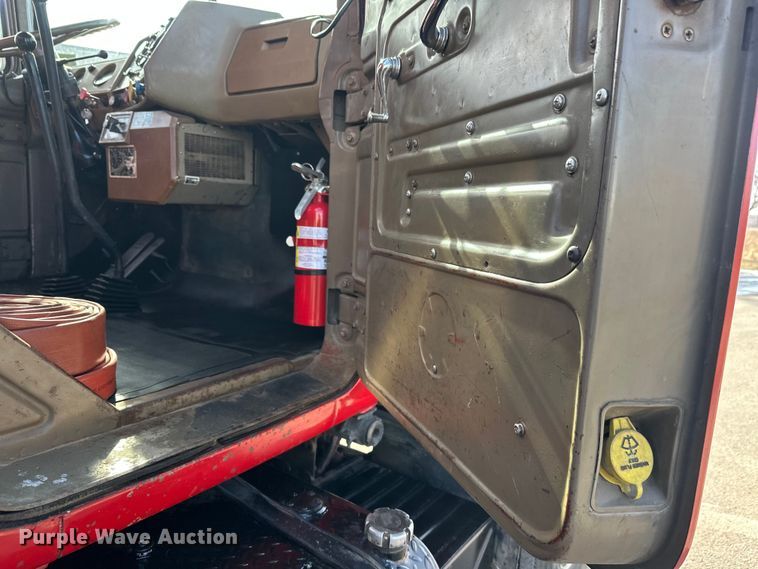 image for item FK1682 1977 Mack RD685S water truck