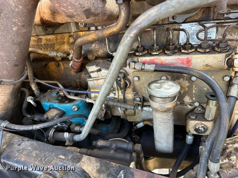 image for item FK1682 1977 Mack RD685S water truck