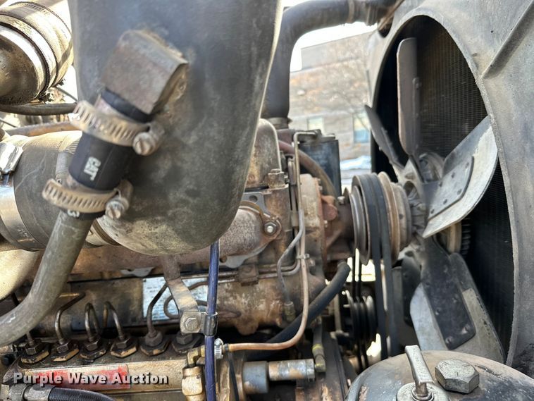 image for item FK1682 1977 Mack RD685S water truck