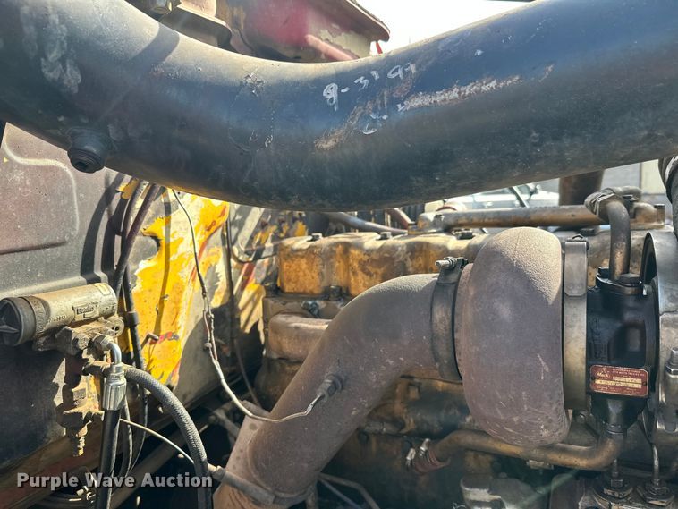 image for item FK1682 1977 Mack RD685S water truck