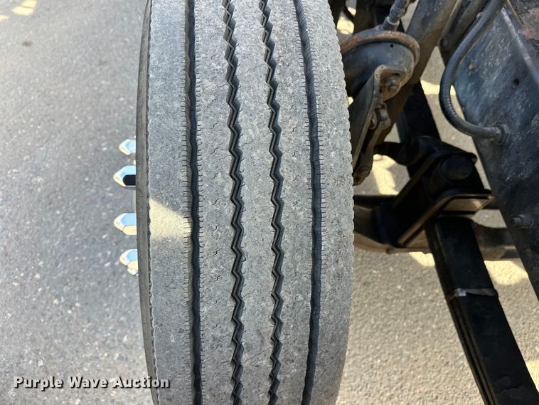 image for item FK1682 1977 Mack RD685S water truck