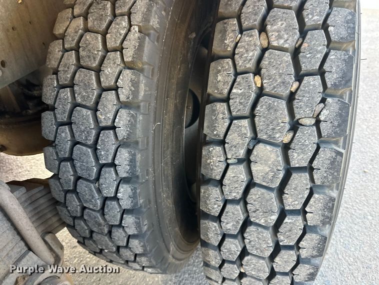 image for item FK1682 1977 Mack RD685S water truck