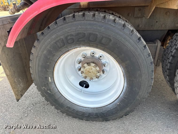 image for item FK1682 1977 Mack RD685S water truck