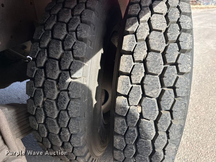 image for item FK1682 1977 Mack RD685S water truck