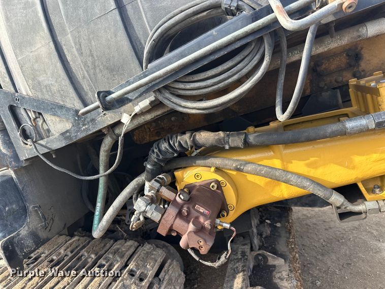 image for item FK1850 2016 Vermeer D24X40III directional boring unit