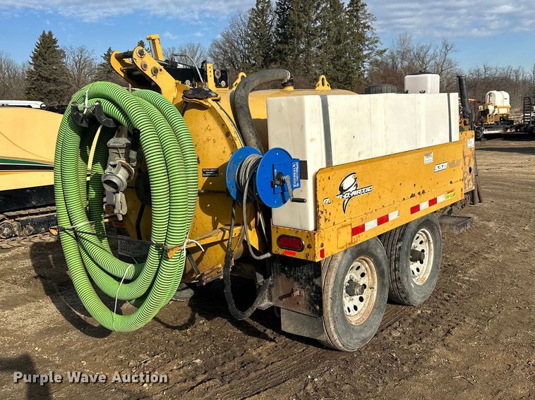 image for item FK1851 2017 Ring-O-Matic VL 550 vacuum excavator