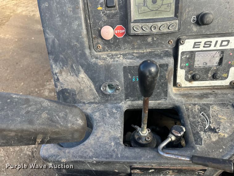 image for item FK1852 2016 Ditch Witch JT9 directional boring unit