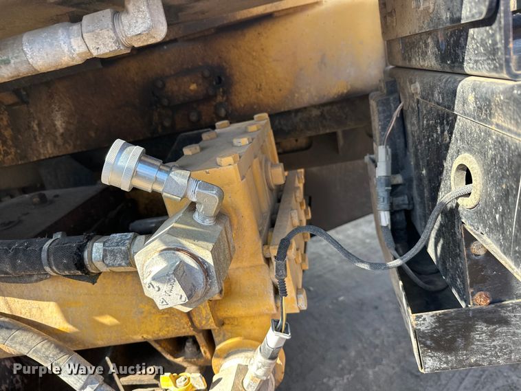 image for item FK1853 2017 Vermeer D24x40III directional boring unit