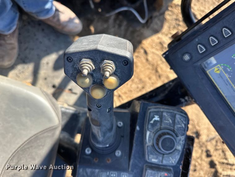 image for item FK1853 2017 Vermeer D24x40III directional boring unit