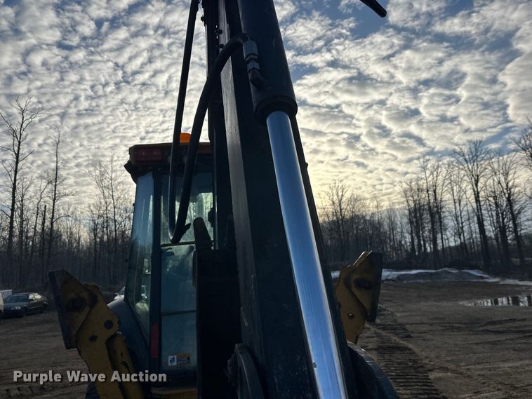 image for item FK1856 2015 John Deere 310SL backhoe