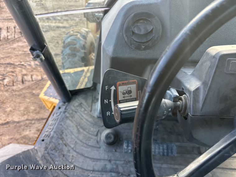 image for item FK1856 2015 John Deere 310SL backhoe