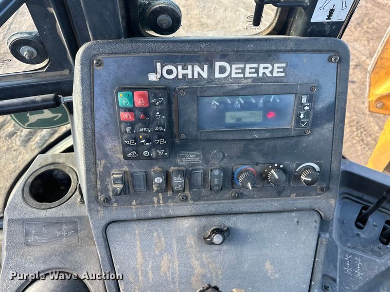 image for item FK1856 2015 John Deere 310SL backhoe