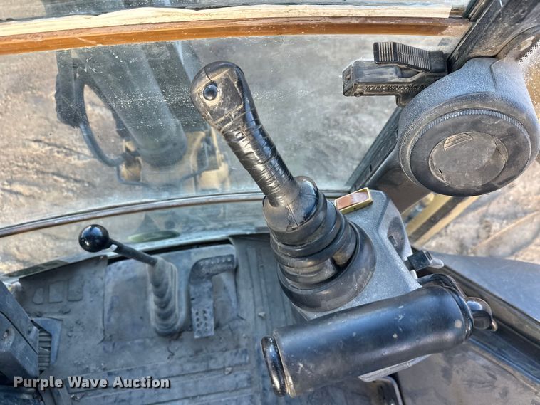 image for item FK1856 2015 John Deere 310SL backhoe