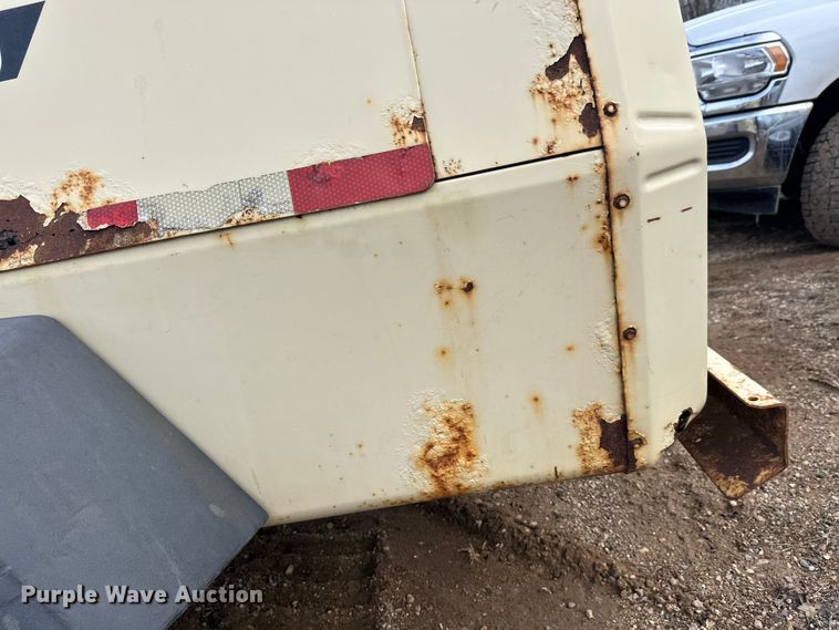 image for item FK1857 1994 Ingersoll Rand 185 air compressor