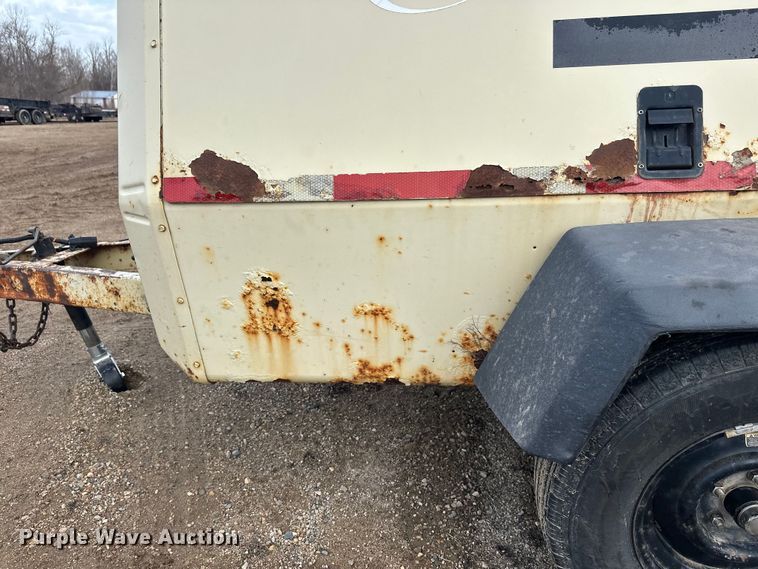 image for item FK1857 1994 Ingersoll Rand 185 air compressor