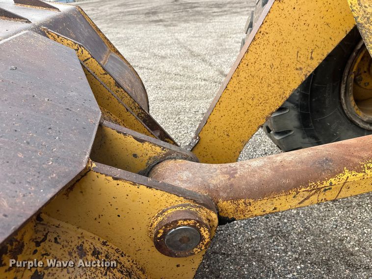 image for item FK1860 1994 John Deere 644G wheel loader