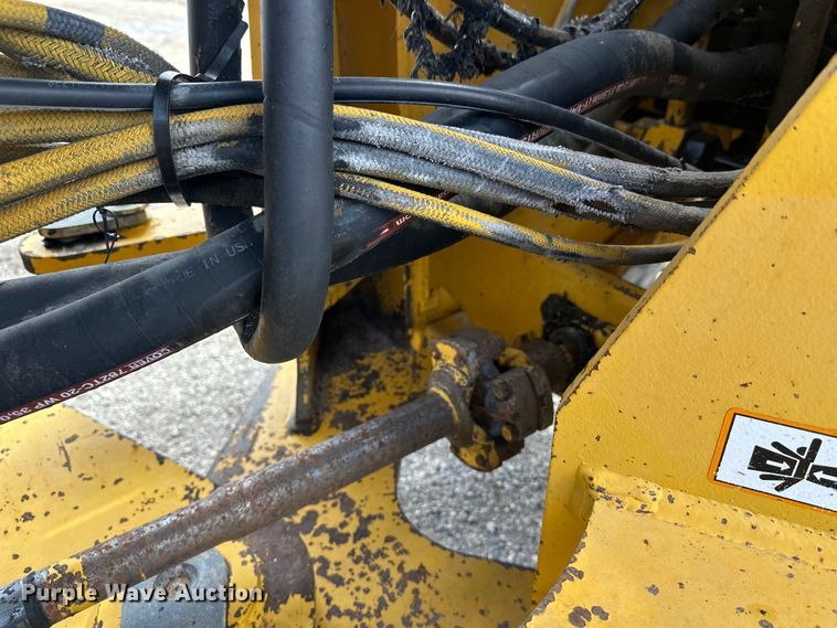 image for item FK1860 1994 John Deere 644G wheel loader