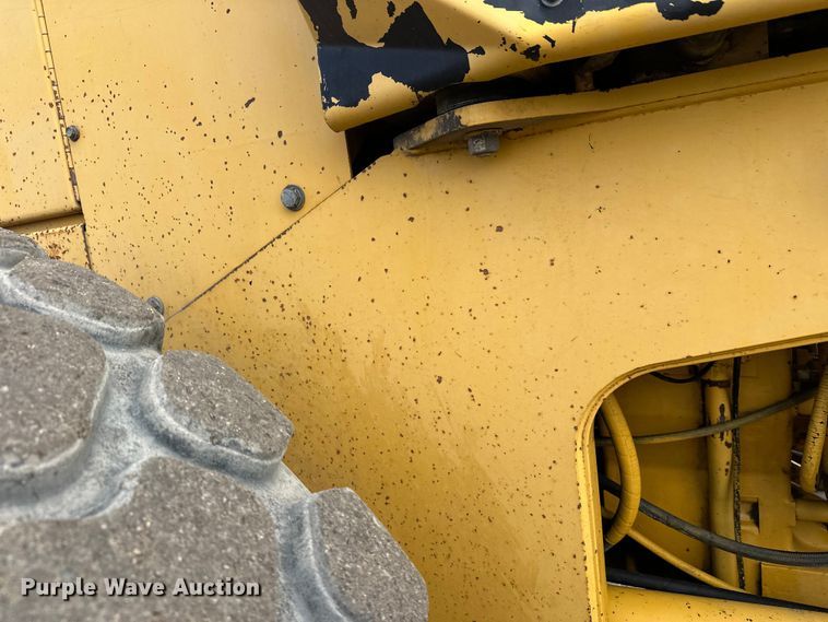 image for item FK1860 1994 John Deere 644G wheel loader