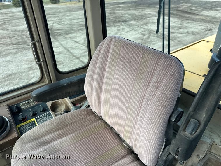 image for item FK1860 1994 John Deere 644G wheel loader