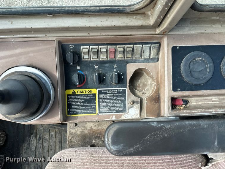 image for item FK1860 1994 John Deere 644G wheel loader